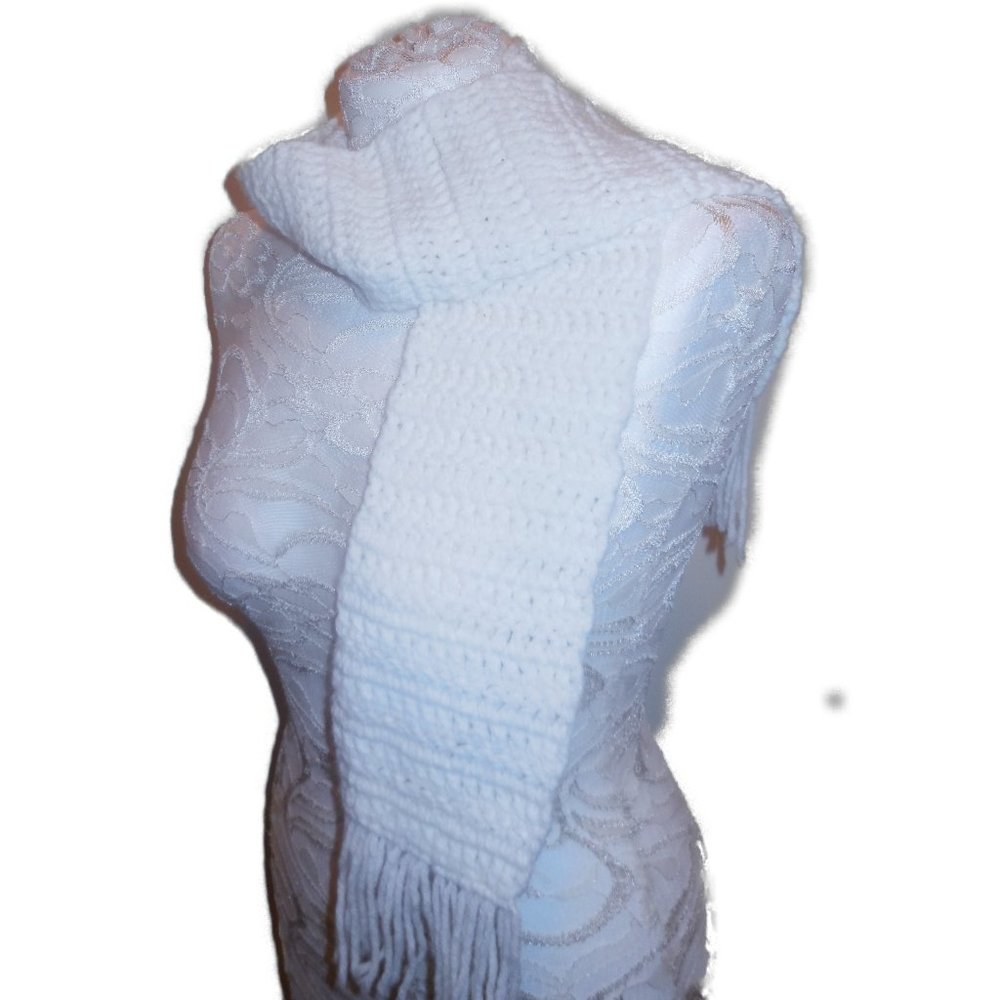 Vintage Scarf crochet handmade fringed winterwear